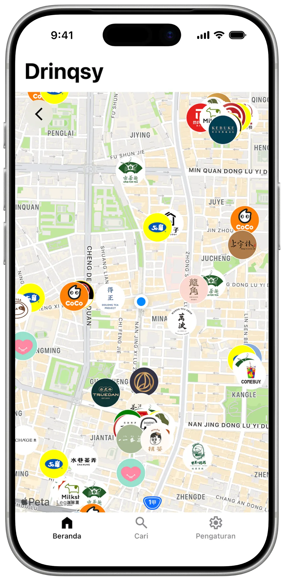 Layar peta terdekat Drinqsy menampilkan kedai minuman yang ditandai dengan logo merek